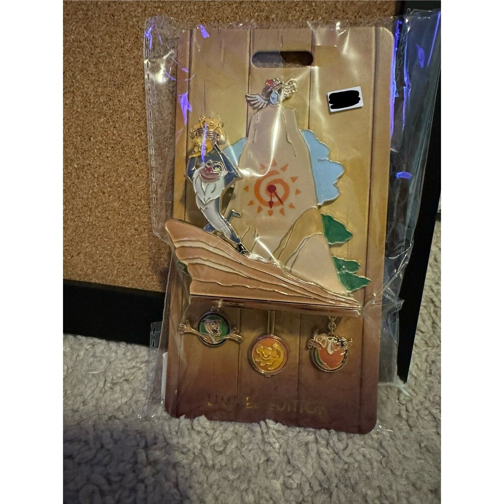 D23 Expo 2024 Disney Pin MOG WDI The Lion King Cuckoo Clock LE 400